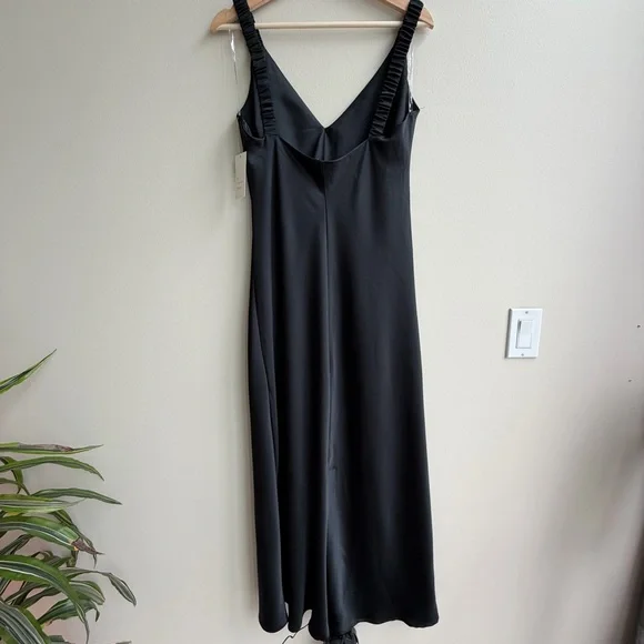 A. New. Day Elegant Black Maxi Dress - Picture 7 of 14